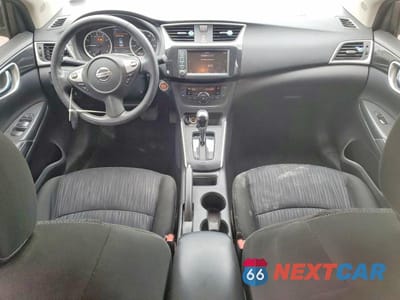 Zdjęcie 8 z 12 samochodu: 2019 NISSAN SENTRA SV VIN:3N1AB7AP6KY277315 - miniatura