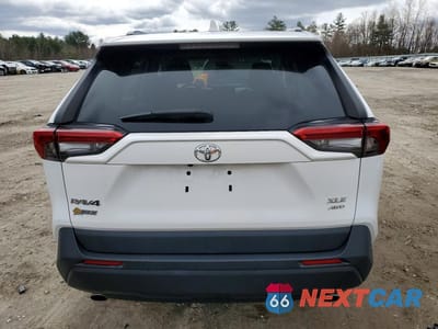 Zdjęcie 6 z 14 samochodu: 2022 TOYOTA RAV4 XLE VIN:2T3P1RFV8NW264878 - miniatura