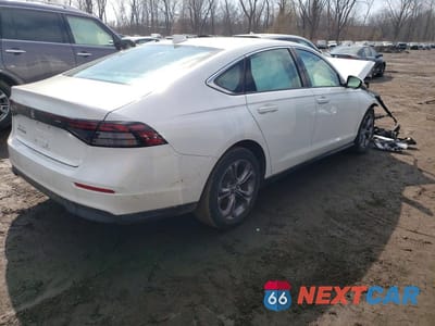 Trzecie zdjęcie samochodu z tyłu: 2024 HONDA ACCORD EX VIN:1HGCY1F37RA023622 - miniatura