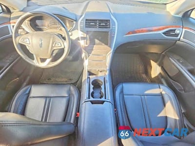 Zdjęcie 8 z 13 samochodu: 2016 LINCOLN MKZ HYBRID VIN:3LN6L2LU7GR624718 - miniatura