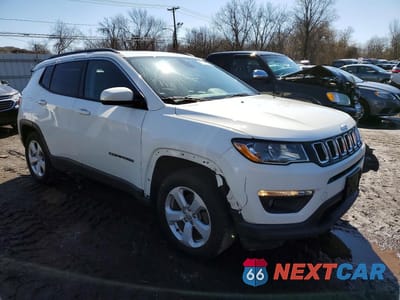 Czwarte zdjęcie samochodu z boku: 2019 JEEP COMPASS LATITUDE VIN:3C4NJDBB9KT835738 - miniatura