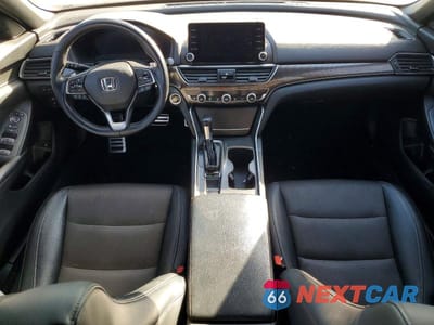Zdjęcie 8 z 12 samochodu: 2018 HONDA ACCORD SPORT VIN:1HGCV1F33JA118157 - miniatura
