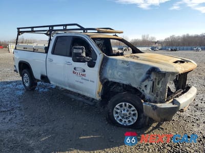 Czwarte zdjęcie samochodu z boku: 2021 CHEVROLET SILVERADO K2500 HEAVY DUTY LT VIN:1GC2YNE74MF182129 - miniatura