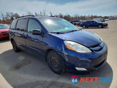 Czwarte zdjęcie samochodu z boku: 2007 TOYOTA SIENNA CE 7-PASSENGER VIN:5TDZK23CX7S079221 - miniatura