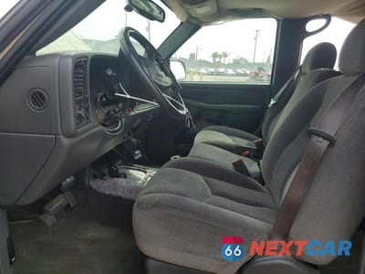 Zdjęcie 7 z 11 samochodu: 2005 GMC NEW SIERRA C1500 VIN:2GTEC13T151140465 - miniatura