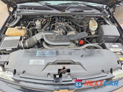 Zdjęcie 12 z 14 samochodu: 2003 CHEVROLET SUBURBAN K1500 VIN:3GNFK16Z63G241813 - miniatura