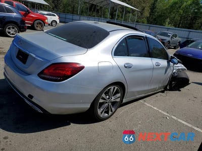 Trzecie zdjęcie samochodu z tyłu: 2021 MERCEDES-BENZ C 300 VIN:W1KWF8DB6MR611676 - miniatura