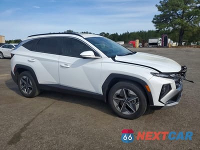 Czwarte zdjęcie samochodu z boku: 2025 HYUNDAI TUCSON SEL CONVENIENCE VIN:5NMJCCDE4SH454533 - miniatura