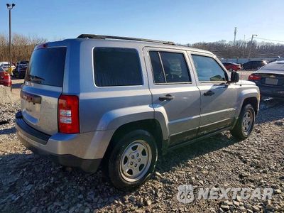 Trzecie zdjęcie samochodu z tyłu: 2017 JEEP PATRIOT SPORT VIN:1C4NJPBA5HD162082 - miniatura