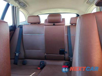 Zdjęcie 10 z 13 samochodu: 2014 BMW X1 XDRIVE28I VIN:WBAVL1C59EVY18845 - miniatura