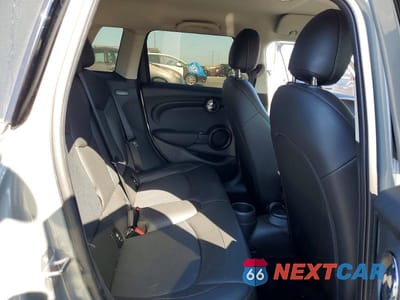 Zdjęcie 10 z 12 samochodu: 2020 MINI COOPER VIN:WMWXU7C00L2L99473 - miniatura