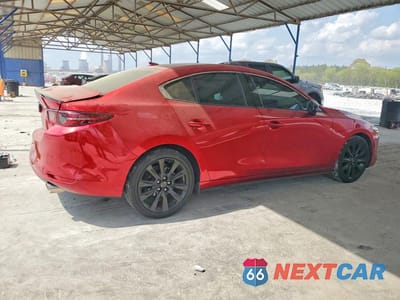 Trzecie zdjęcie samochodu z tyłu: 2021 MAZDA 3 PREMIUM PLUS VIN:JM1BPBEY1M1330177 - miniatura