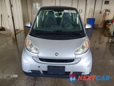 Piąte zdjęcie samochodu w środku: 2008 SMART FORTWO PURE VIN:WMEEJ31X38K150752 - miniatura