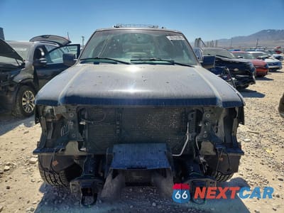 Piąte zdjęcie samochodu w środku: 2017 FORD EXPEDITION EL XLT VIN:1FMJK1JT0HEA07148 - miniatura