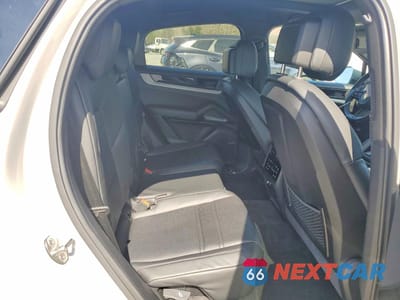 Zdjęcie 11 z 14 samochodu: 2024 PORSCHE CAYENNE COUPE VIN:WP1BA2AY2RDA50506 - miniatura