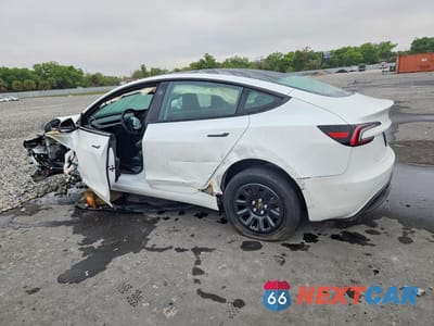 Drugie zdjęcie samochodu z przodu: 2025 TESLA MODEL 3 VIN:5YJ3E1EA4SF131586 - miniatura