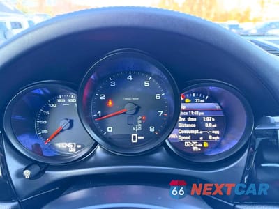 Zdjęcie 7 z 11 samochodu: 2017 PORSCHE MACAN VIN:WP1AA2A52HLB83627 - miniatura