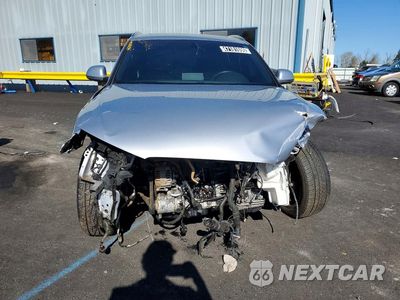 Piąte zdjęcie samochodu w środku: 2018 AUDI Q3 PREMIUM VIN:WA1BCCFS6JR016236 - miniatura