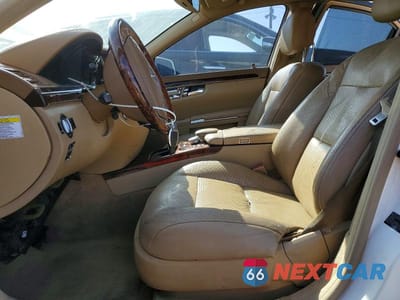 Zdjęcie 7 z 11 samochodu: 2013 MERCEDES-BENZ S 550 VIN:WDDNG7DB8DA498007 - miniatura