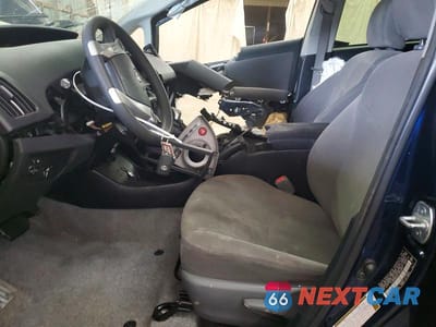 Zdjęcie 7 z 13 samochodu: 2015 TOYOTA PRIUS TWO VIN:JTDKN3DU0F1873999 - miniatura