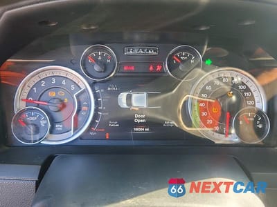 Zdjęcie 9 z 13 samochodu: 2018 RAM 1500 LARAMIE 4WD 3.0L V6 TDSL VIN:1C6RR7NM3JS231991 - miniatura