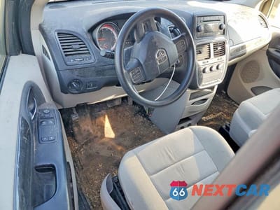 Zdjęcie 8 z 12 samochodu: 2012 DODGE GRAND CARAVAN SE VIN:2C4RDGBG3CR254133 - miniatura