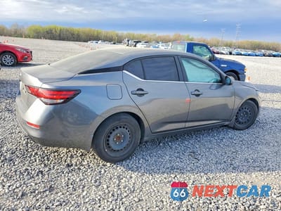 Trzecie zdjęcie samochodu z tyłu: 2022 NISSAN SENTRA S VIN:3N1AB8BV9NY279034 - miniatura