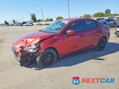 2018 TOYOTA YARIS IA BASE 3MYDLBYV1JY333627 - główne zdjęcie licytacji z USA - miniatura
