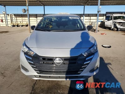 Piąte zdjęcie samochodu w środku: 2024 NISSAN VERSA S VIN:3N1CN8DV0RL924539 - miniatura