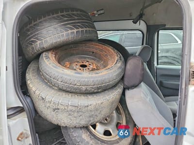 Zdjęcie 11 z 14 samochodu: 2010 FORD TRANSIT CONNECT XLT VIN:NM0LS6BN4AT009171 - miniatura