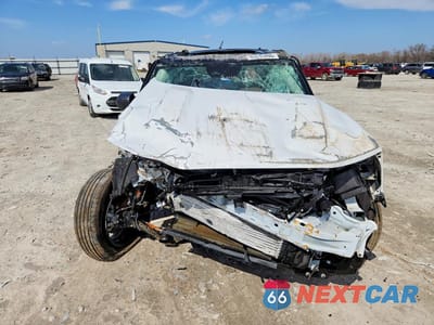 Piąte zdjęcie samochodu w środku: 2025 FORD BRONCO SPORT OUTER BANKS VIN:3FMCR9CN5SRE79948 - miniatura