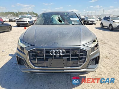 Piąte zdjęcie samochodu w środku: 2021 AUDI Q8 PRESTIGE S-LINE VIN:WA1FVAF19MD006714 - miniatura