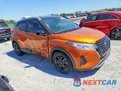 Czwarte zdjęcie samochodu z boku: 2023 NISSAN KICKS SV VIN:3N1CP5CV0PL570786 - miniatura