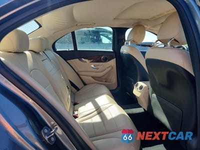 Zdjęcie 10 z 12 samochodu: 2018 MERCEDES-BENZ C 300 VIN:55SWF4JB1JU272395 - miniatura