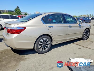 Trzecie zdjęcie samochodu z tyłu: 2015 HONDA ACCORD TOURING HYBRID VIN:1HGCR6F71FA000250 - miniatura
