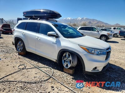 Czwarte zdjęcie samochodu z boku: 2015 TOYOTA HIGHLANDER HYBRID LIMITED VIN:5TDDCRFH9FS012406 - miniatura