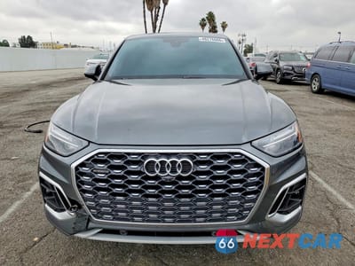 Piąte zdjęcie samochodu w środku: 2021 AUDI Q5 SPORTBACK PREMIUM PLUS VIN:WA15AAFY6M2126180 - miniatura