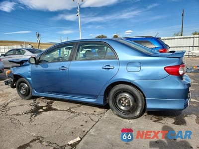 Drugie zdjęcie samochodu z przodu: 2013 TOYOTA COROLLA S VIN:5YFBU4EE0DP094949 - miniatura