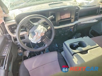 Zdjęcie 8 z 12 samochodu: 2025 FORD F350 VIN:1FT8W3BTXSED42944 - miniatura