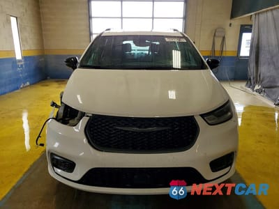 Piąte zdjęcie samochodu w środku: 2025 CHRYSLER PACIFICA LIMITED VIN:2C4RC1GG1SR529778 - miniatura