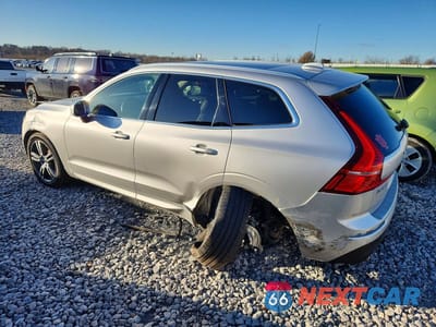 Drugie zdjęcie samochodu z przodu: 2021 VOLVO XC60 T5 MOMENTUM VIN:YV4102RK4M1835374 - miniatura