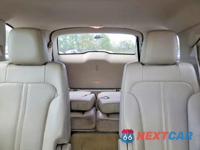 Zdjęcie 10 z 13 samochodu: 2010 LINCOLN MKT VIN:2LMHJ5FR1ABJ06122 - miniatura