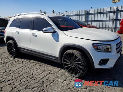 Czwarte zdjęcie samochodu z boku: 2020 MERCEDES-BENZ GLB 250 VIN:W1N4M4GB8LW035142 - miniatura