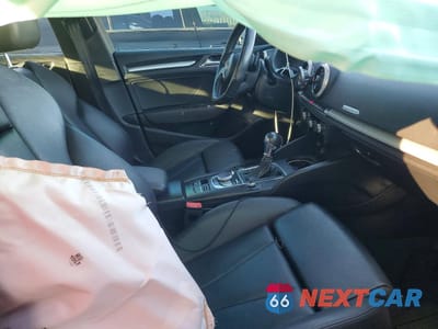 Zdjęcie 13 z 14 samochodu: 2018 AUDI A3 PREMIUM VIN:WAUB8GFF1J1014567 - miniatura