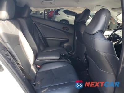 Zdjęcie 10 z 12 samochodu: 2017 TOYOTA PRIUS PRIME PREMIUM VIN:JTDKARFP1H3061060 - miniatura