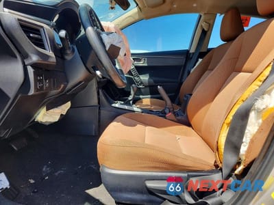Zdjęcie 7 z 13 samochodu: 2015 TOYOTA COROLLA LE VIN:2T1BURHE5FC434253 - miniatura