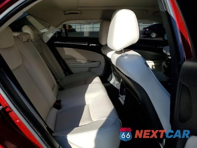 Zdjęcie 10 z 12 samochodu: 2022 CHRYSLER 300 TOURING L VIN:2C3CCASG5NH236932 - miniatura