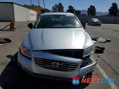 Piąte zdjęcie samochodu w środku: 2015 VOLVO S80 PREMIER+ VIN:YV1902MC7F1182929 - miniatura