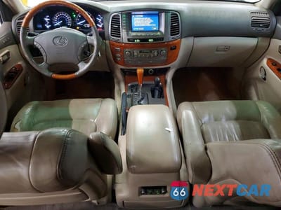 Zdjęcie 8 z 13 samochodu: 2004 LEXUS LX 470 BASE VIN:JTJHT00W343543665 - miniatura