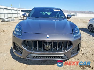 Piąte zdjęcie samochodu w środku: 2023 MASERATI GRECALE GT VIN:ZN682AVA3P7416001 - miniatura